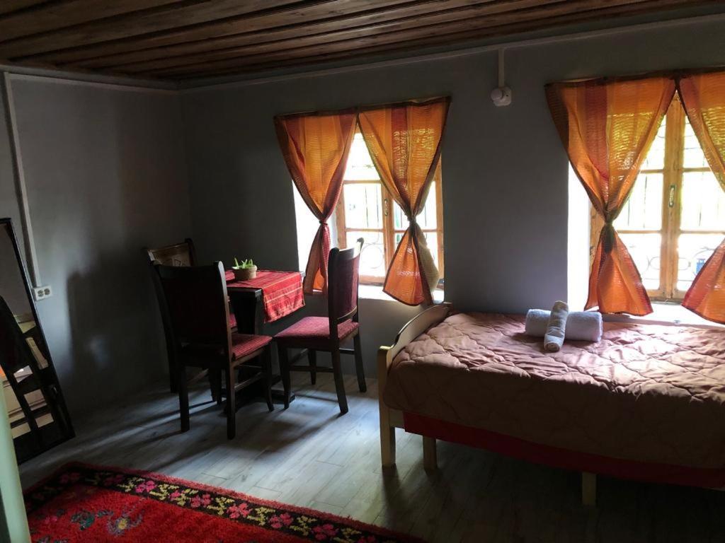 Guesthouse Kujtimi Theth Luaran gambar